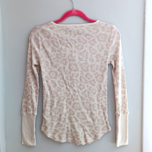 Splendid Forever Leopard Print Henley Top - Picture 4 of 14